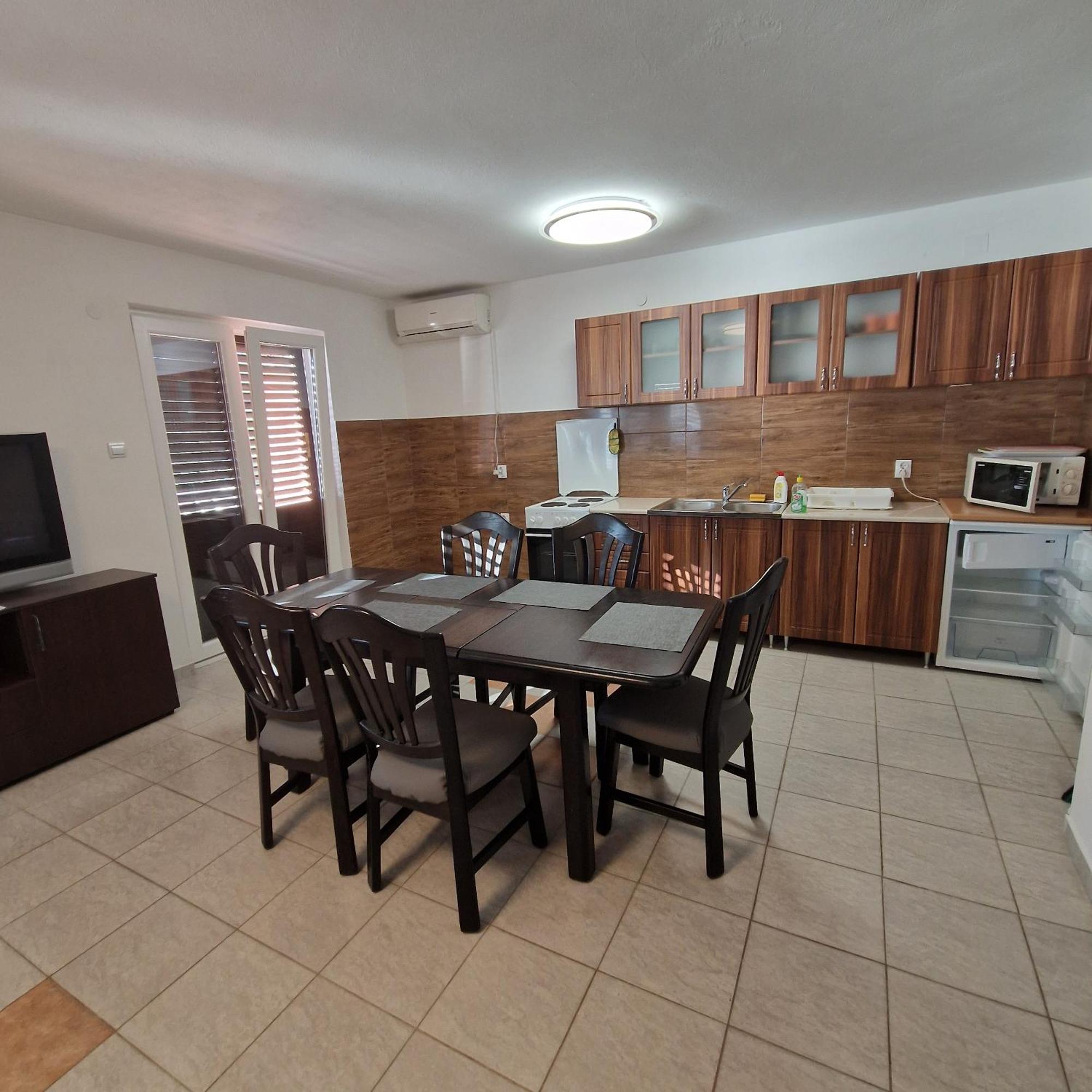 Haus Alexandra Apartment Свети Юрай Екстериор снимка